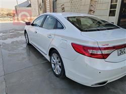 هیۆندای ازێرا